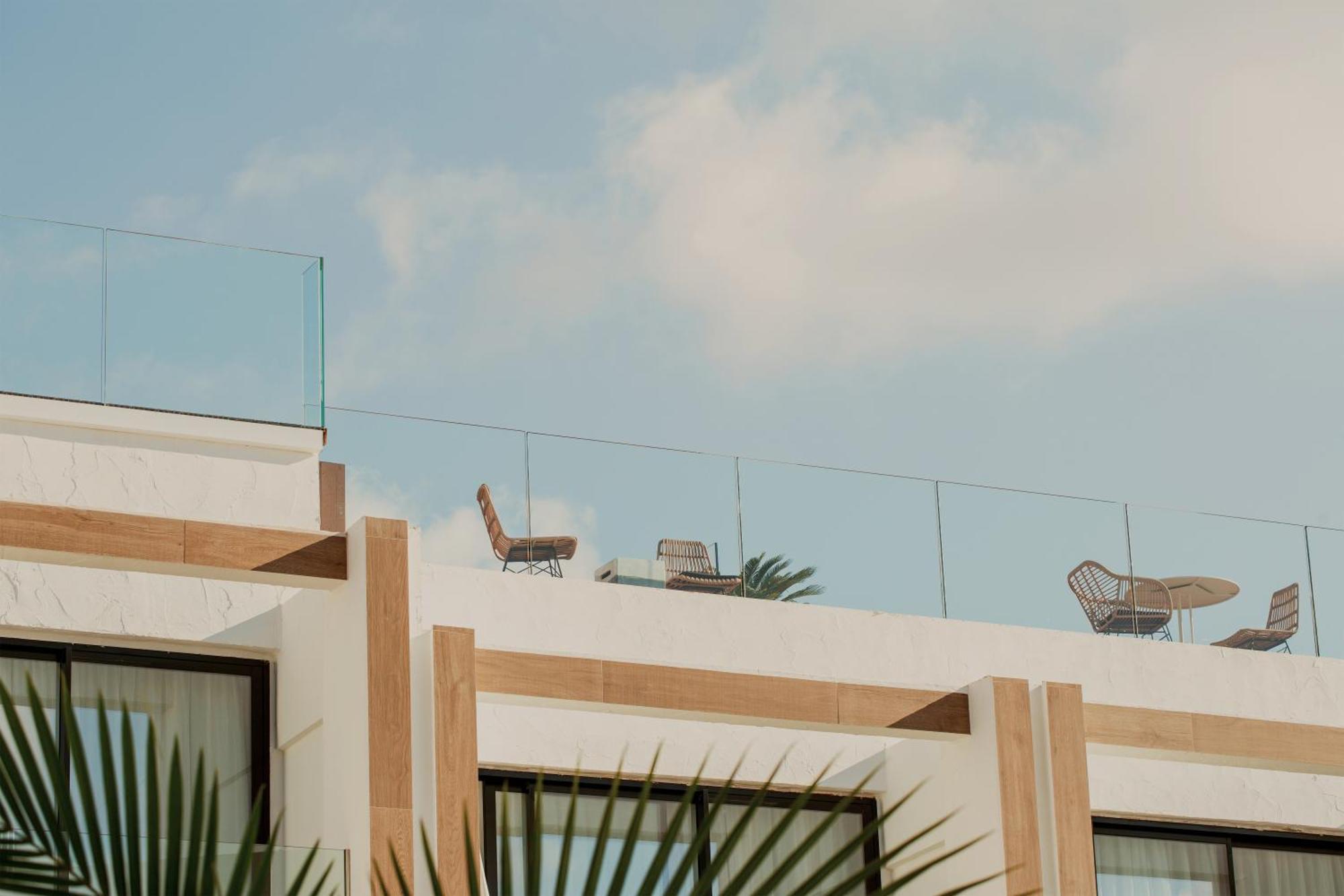 Nativo Hotel Ibiza Santa Eularia des Riu Ngoại thất bức ảnh